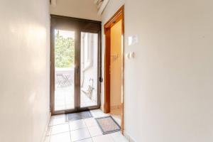 Johns Athenian Beauty 45m2 , Metro 7