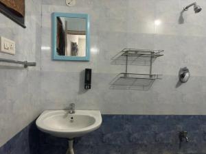 Luxurious 2bhk in second floor