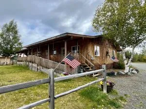 Nelchina Lodge - Lake Louise