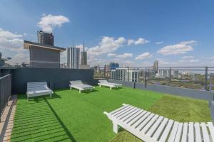 Lovely Condomnium on 10th floor