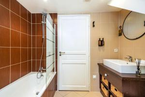 Appartements La Taniere du Roi - Versailles - a 10 min du Chateau et de la gare : photos des chambres