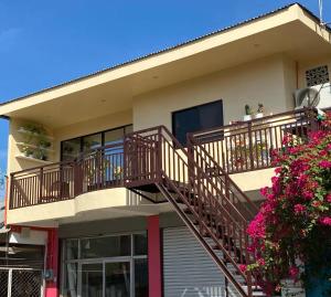 Lolits Pension House