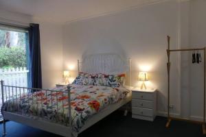 Creekside Cottage, country escape, Rumbellara farm