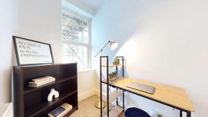 Large 2-Bed Apartment in Cardiff