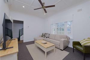 캔버라 Manuka Village - Sleeps 8 - Free parking x 4 싱글룸 스위트룸