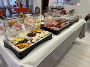 Hotels Cit'Hotel des 2 Golfs : photos des chambres