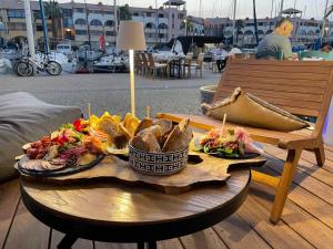 Hotels Cit'Hotel des 2 Golfs : photos des chambres