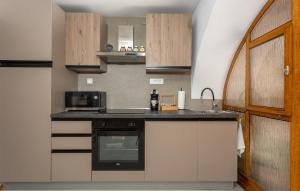 Nice Apartment In Punat 
