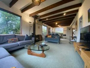 Entire house and garden - River Retreat - Lago Hawea