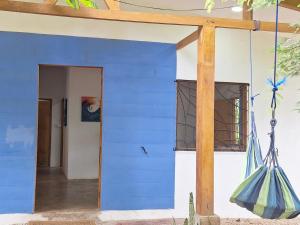 La casa del Artesano !Casa completa frente al mar!