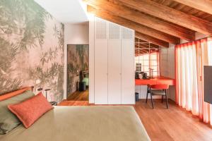 Queen Room with Spa Bath