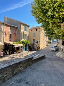 Maisons de vacances La Maison d’Helene & Antoine a Bonnieux XII siecle : photos des chambres