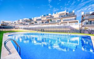 3 Bedroom Nice Apartment In Santa Pola