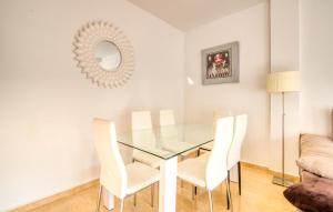 3 Bedroom Nice Apartment In Santa Pola