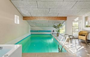 Gorgeous Home In Væggerløse With Sauna