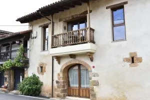 Pozas de Luna - Cabarceno