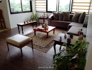 Ashers and 3 Marias Transient House