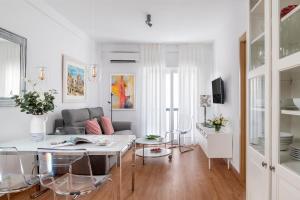 San Isidoro Cathedral Suite by Valcambre