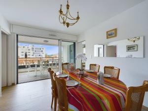 Vue directe port des Sables dOlonne - T3 pour 6