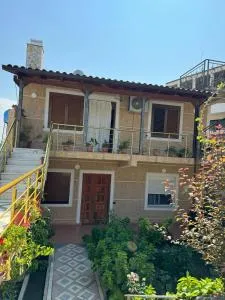 Hills Villa - Skrofotinë