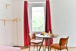 Petit Studio Paris Voltaire Nation