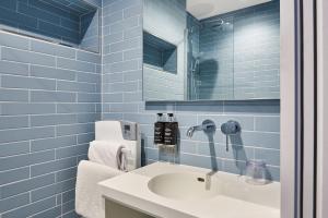 Hôtel de lEurope by HappyCulture