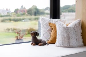 New Property, a luxurious new home in Bosham