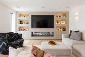 New Property, a luxurious new home in Bosham