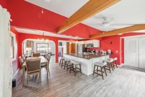 Charming Stowe Retreat with Mountain Views home - Wolcott