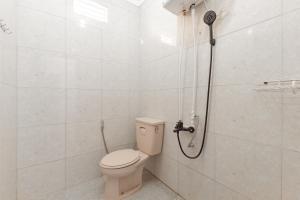 RedDoorz at Kedawung Aurel Cirebon