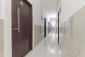 RedDoorz at Kedawung Aurel Cirebon