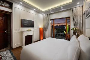 Phòng Giường Đôi Có Ban Công (Double Room with Balcony)