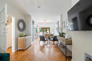 Entire House in Wimbledon