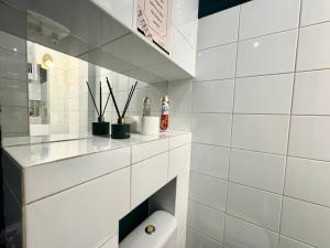 ApartPoltava, Однокімнатні апартаменти з КУТОВОЮ ВАННОЮ, біля Краєзнавчого музею, АРТ кафе Кавун