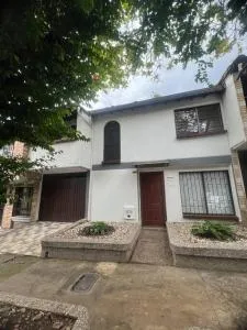 Espectacular Casa Familiar - Belén