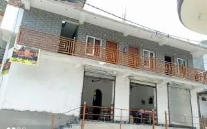 Yamuna Pug Pinewood Greh by StayApart - Chitkul