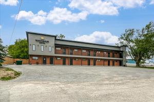 Manitoulin Motel