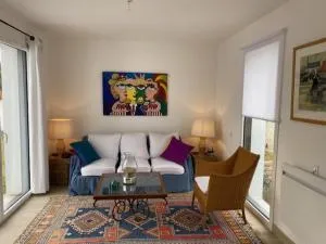 La Maisonnette - 拉盖里尼耶尔