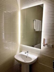 Nile Front Zamalek Abu El Feda 3BR