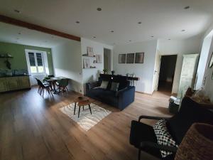 Maisons de vacances Maison dans ancien corps de ferme 4 a 6 personnes : photos des chambres