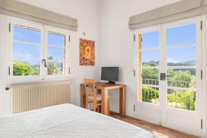 Villas Superbe villa provencale climatisee, piscine et jardin a Mougins Village : photos des chambres