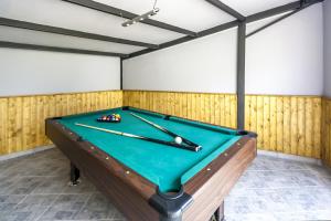 Villa Sole Istria near Pula for 7 people with jacuzzi and children playground