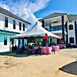 Rayyan Homestay - Kampong Gong Chapa