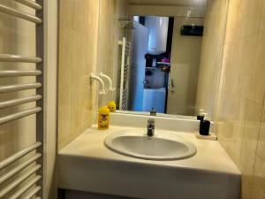 Studio Piscine vue mer Le Lavandou