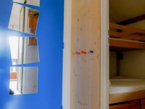 Appartements Studio cabine calme avec balcon, parking, animaux acceptes, proche Richebourg - FR-1-692-103 : photos des chambres