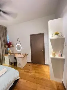 REGALIA RESIDENCE,SKY POOL home stay - 吉隆坡