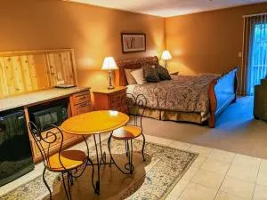 Springbrook Inn Hartwick Pines - 西布兰奇