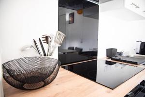 Suite POP 92 proche gare, stade de France, Parking