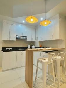 The Fort BGC Burgos Circle