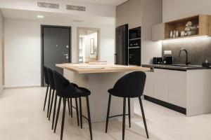 Exceptional Acropolis Suite by CloudKeys